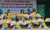 Đồng hành cùng học sinh đến trường tại huyện Krông Năng