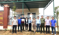 Lãnh đạo Quỹ Bảo vệ và PTR tỉnh làm việc và trồng cây lưu niệm tại Chi nhánh Quỹ liên huyện M’Đrắk – Ea Kar